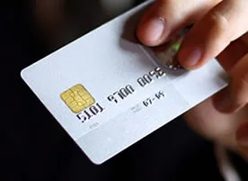 Man holding credit card